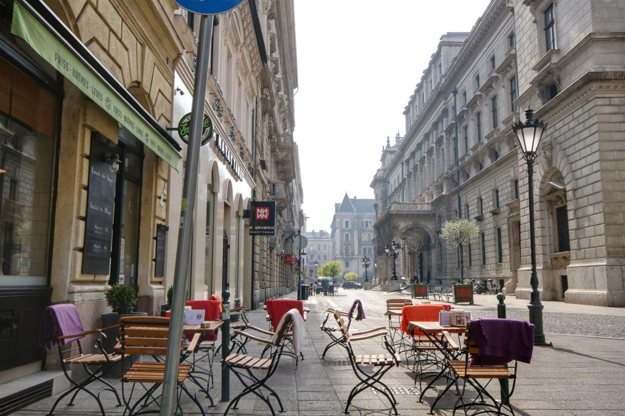 Opera Guesthouse Budapest Exterior photo