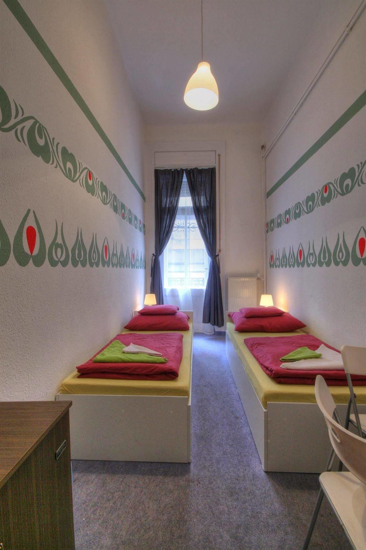 Opera Guesthouse Budapest Exterior photo